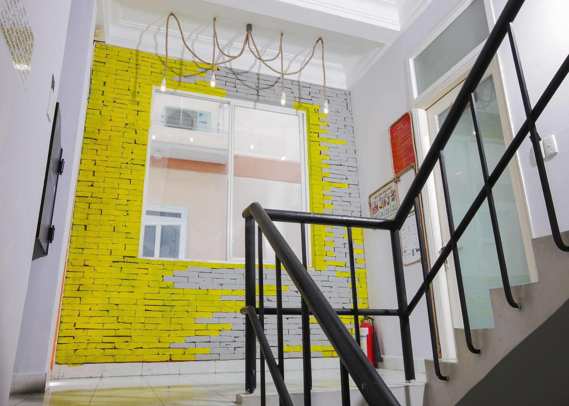 Dream Station - Saigon Hostel Ho Chi Minh City Exterior photo